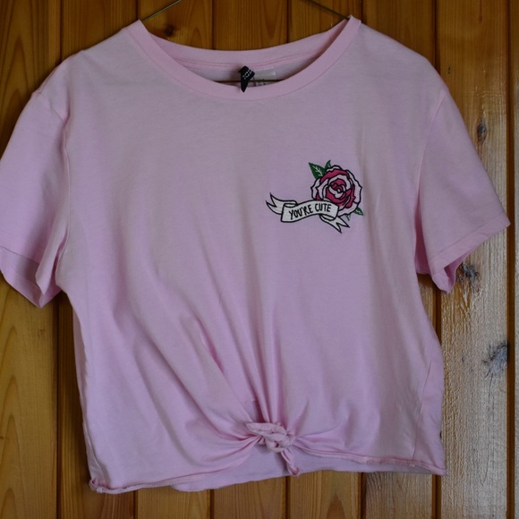 “You’re cute” pink crop top from H&M 🌸 - Picture 2 of 3